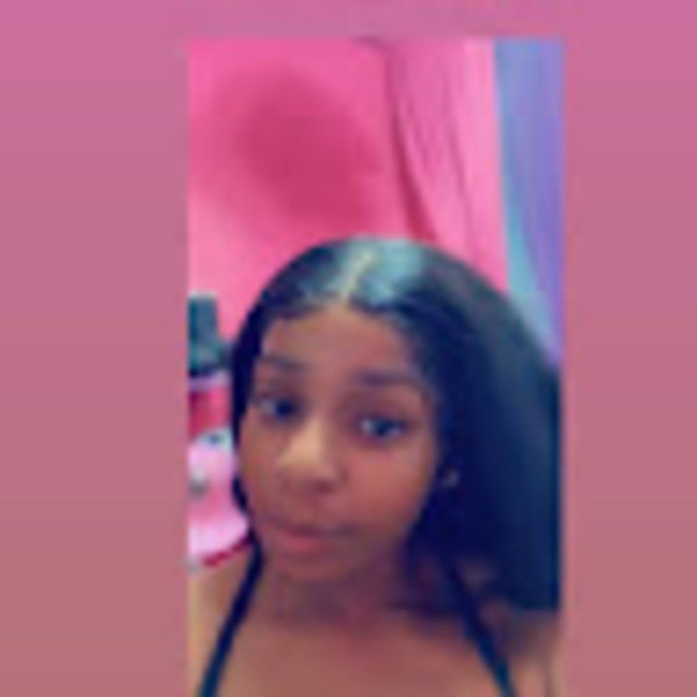 Meet your Posher, Briya